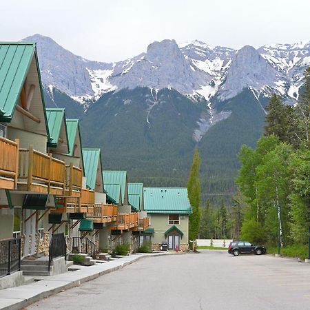 Banff Woods Lodge كانمور المظهر الخارجي الصورة
