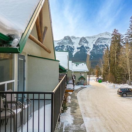 Banff Woods Lodge كانمور المظهر الخارجي الصورة