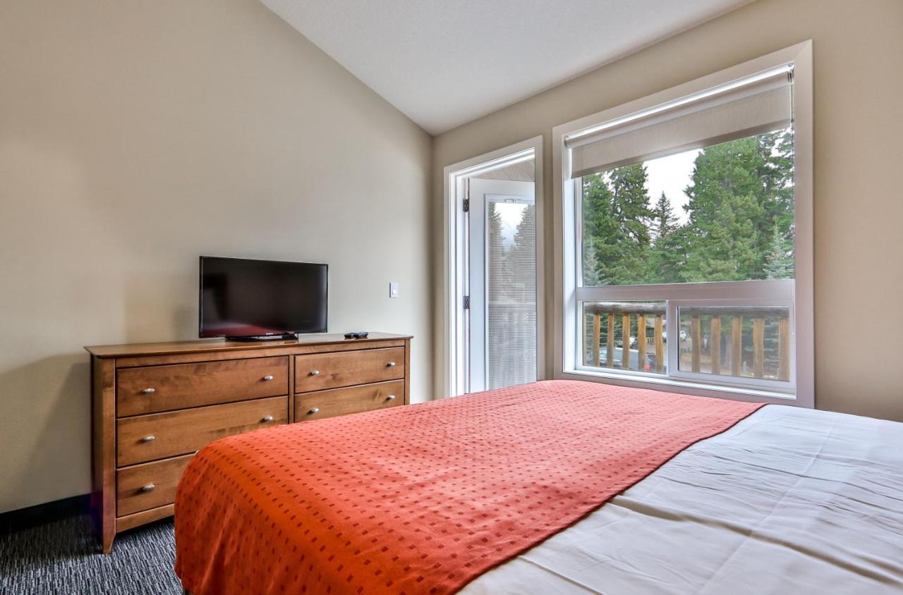 Banff Woods Lodge كانمور المظهر الخارجي الصورة