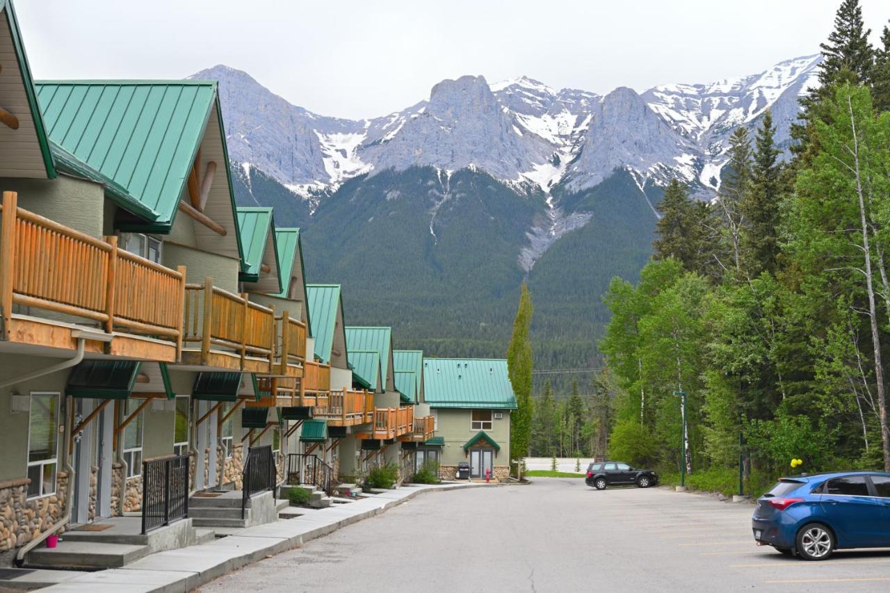 Banff Woods Lodge كانمور المظهر الخارجي الصورة