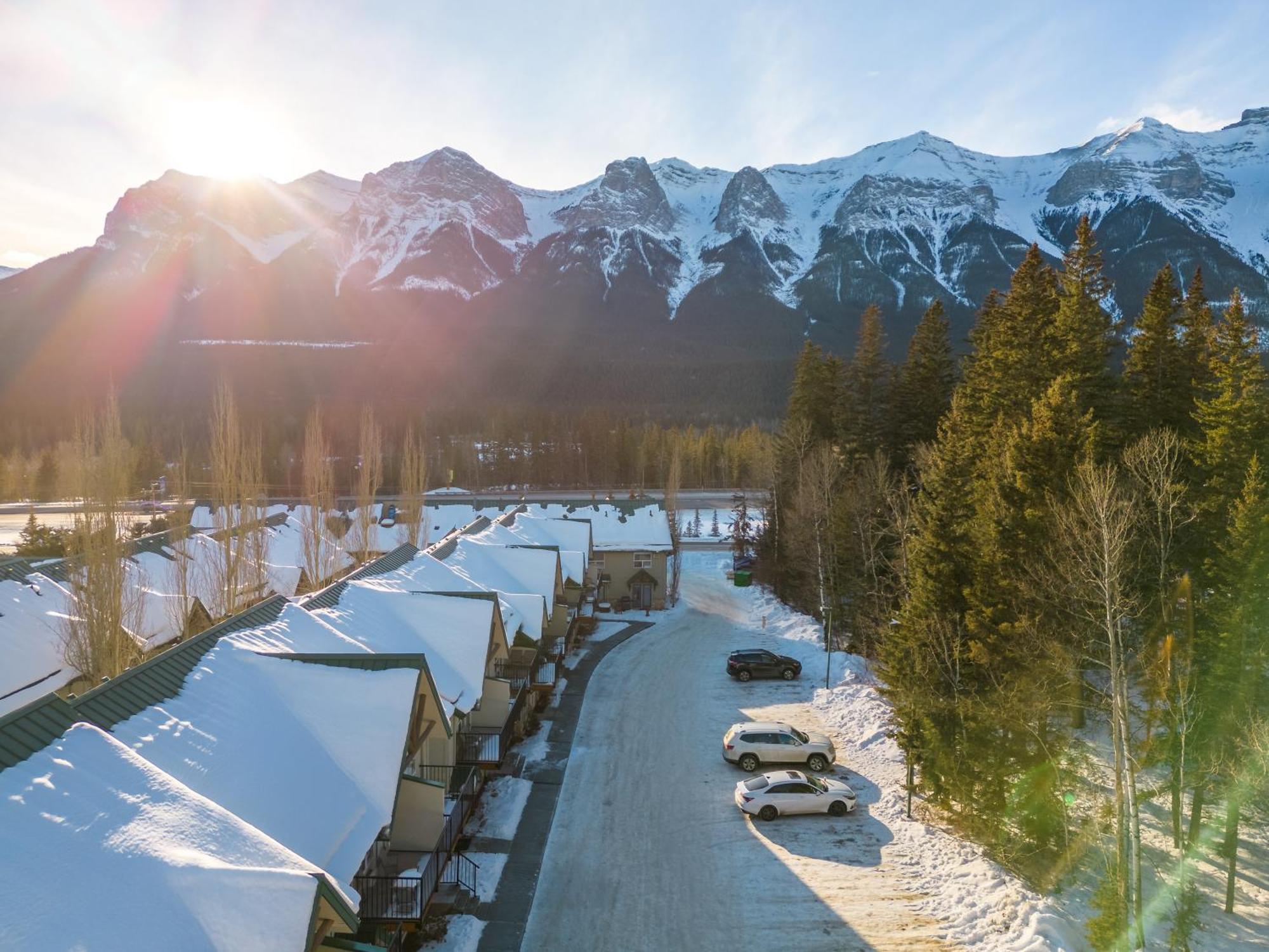 Banff Woods Lodge كانمور المظهر الخارجي الصورة