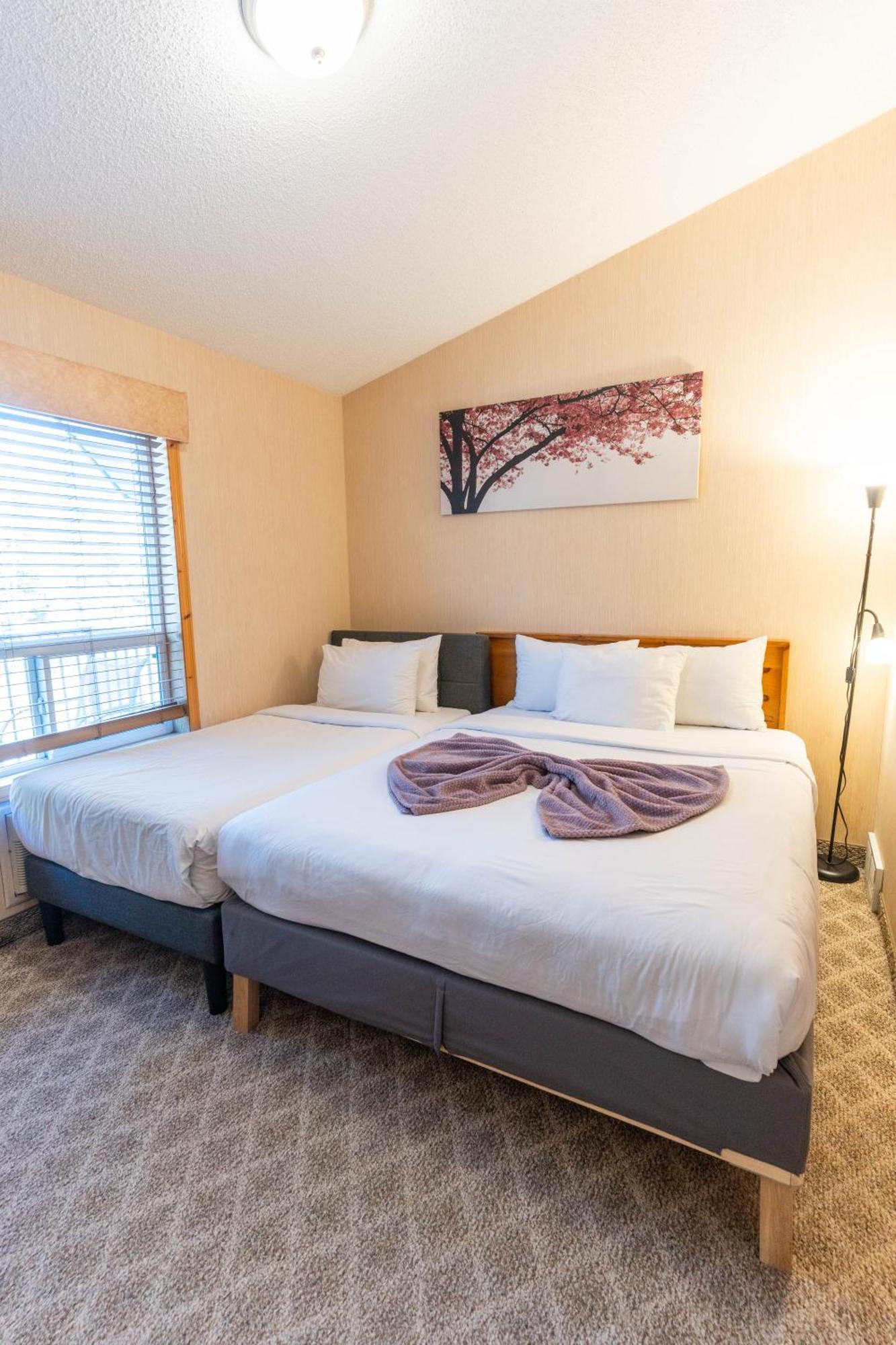 Banff Woods Lodge كانمور المظهر الخارجي الصورة
